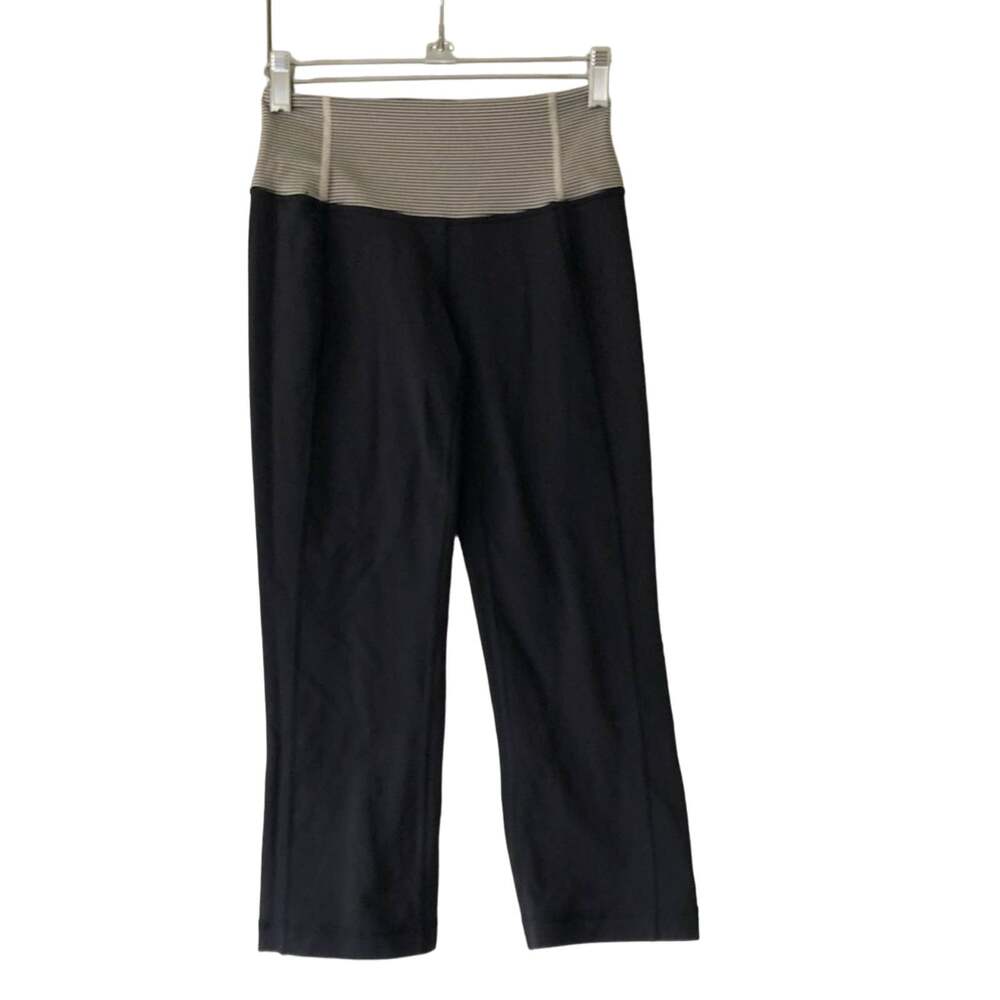 Lululemon Gather & Crow Crop Leggings Black White Striped Waistband Size 2
